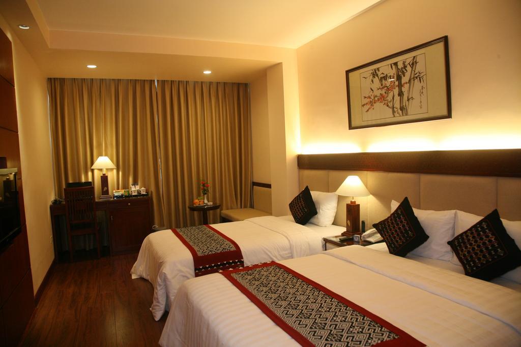 Hanoi E Central Luxury Hotel & Restaurant Exterior foto